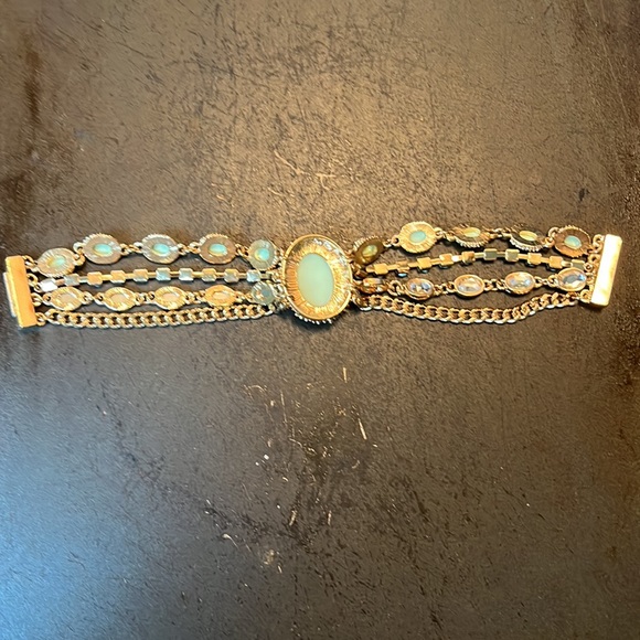 Like new bracelet bundle - Picture 15 of 17